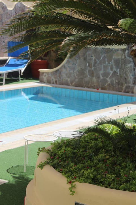 Pool view, Swimming pool, sunbed