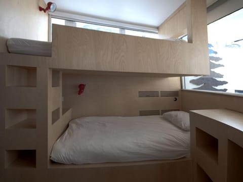 Appartement moderne et lumineux au centre, balcon, 8 pers. - FR-1-344-816 Apartment in Les Allues