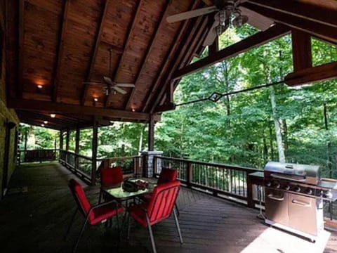 Luxury lodge in the heart of the Bluegrass Villa in Indiana