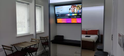 TV and multimedia, Seating area