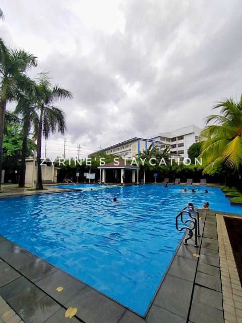 The Rochester - Flat in Pasig near BGC Condo in Pasig