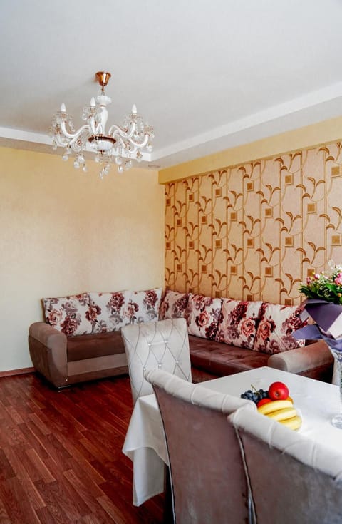 Комфортная квартира возле метро Apartment in Baku