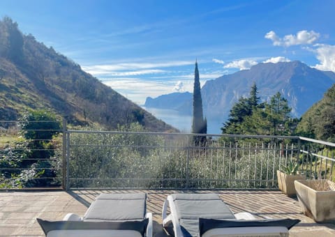 ViewLake Apartment Condo in Nago–Torbole