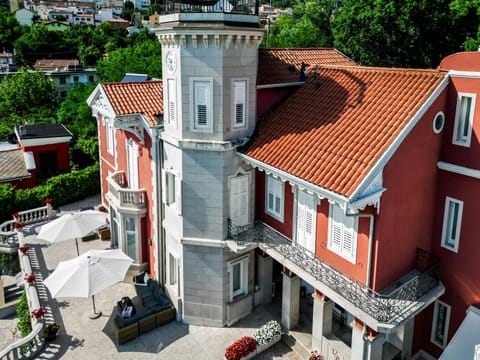 Villa Bottacin Aparthotel in Trieste