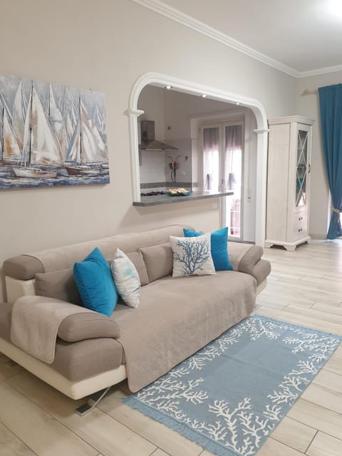 Luxury Beach House Condo in Torvaianica