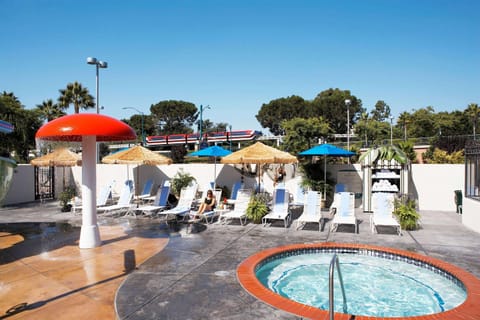 Howard Johnson by Wyndham Anaheim Hotel & Water Playground Hôtel in Anaheim