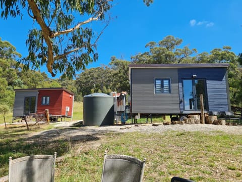 Tiny Homes Farm Stay in Hartley