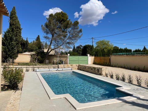 Les Célestins - Villa en Provence House in Carpentras