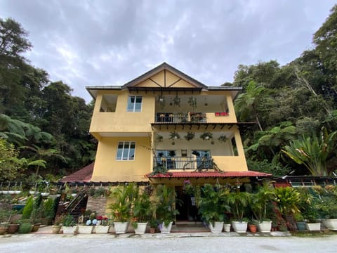 Highlanders Garden Guesthouse at Arundina Cameron Highlands Bed and Breakfast in Tanah Rata