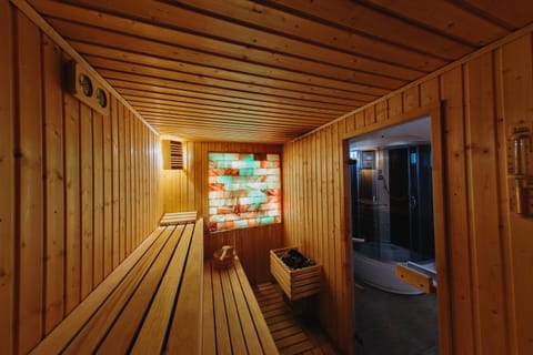 Sauna, Spa and wellness centre/facilities