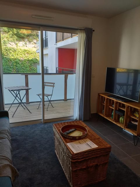 PATIO ARENA F2 Apartment in Anglet