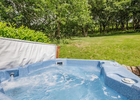 Charlesworth Lodges Campground/
RV Resort in Glossop