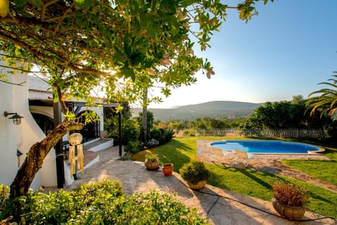 Suite Swimming Pool Quinta da Eira 140 years old Apartment in Loulé