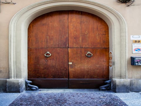 Facade/entrance, Street view