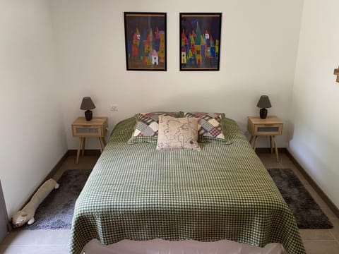 Les Chêneslierres Bed and Breakfast in Lourmarin