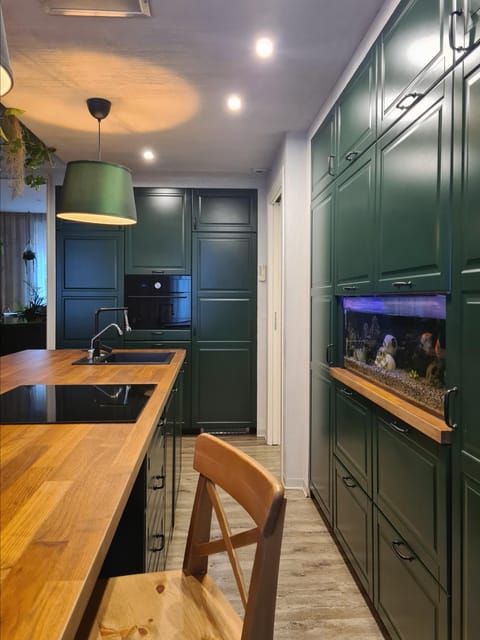 Dining area, Communal kitchen