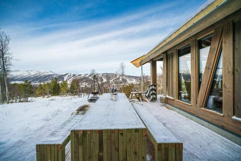 NEW LUXUARY Cabin with perfect location on Geilo. Chalet in Geilo