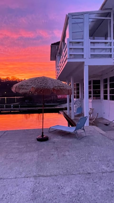 Patio, Natural landscape, View (from property/room), River view, Sunset