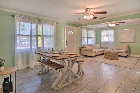 Family-Friendly, Pastel Gem with Private Pool! House in Pinellas Park