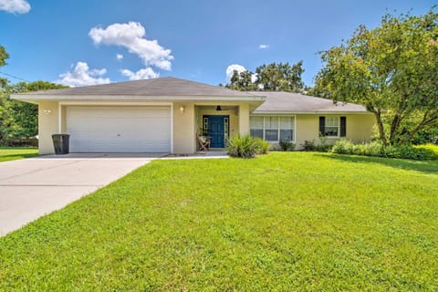 Peaceful Dunnellon Home Walk to Rainbow River! Maison in Dunnellon