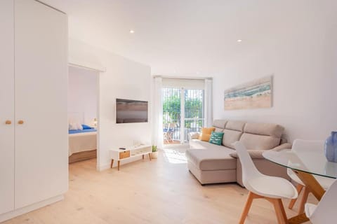 TV and multimedia, Dining area