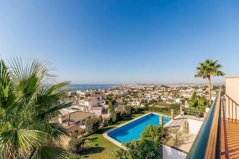 77-Townhouse With Stunning Views in Fuengirola! House in Fuengirola