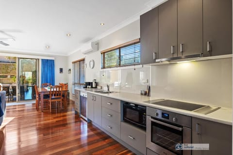 Broadwater Waves House in Cape Woolamai