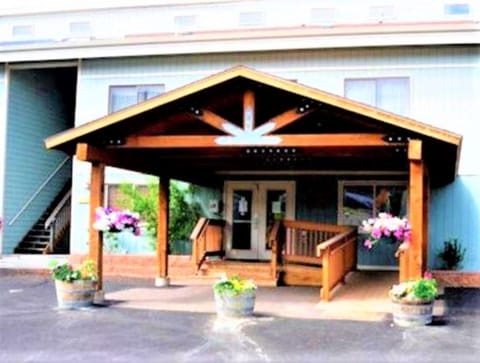 Twin Rivers By Alderwood Colorado Management Hotel in Fraser