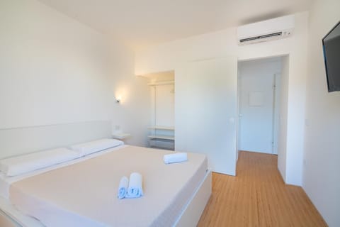 Terrazza Sella Del Diavolo - Vista Mare - WiFi AC Apartment in Cagliari