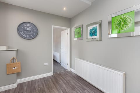 Ashton Mews apartment with free parking Apartment in Lytham St Annes