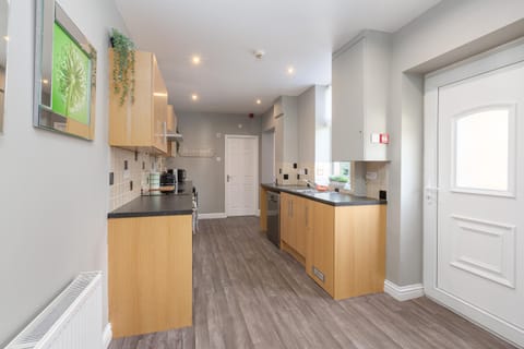 Ashton Mews apartment with free parking Apartment in Lytham St Annes