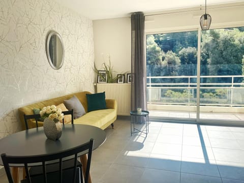 Living room, Seating area, Garden view