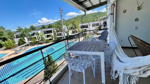 View (from property/room), Balcony/Terrace, Mountain view, Pool view