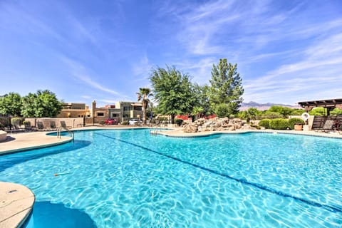 Sunny Adobe Retreat with Hot Tub and Mtn Views! Casa in Tubac