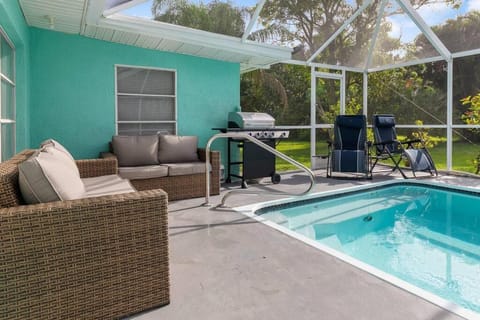 Relaxing 4 bedroom home with Pool Casa in Charlotte Park
