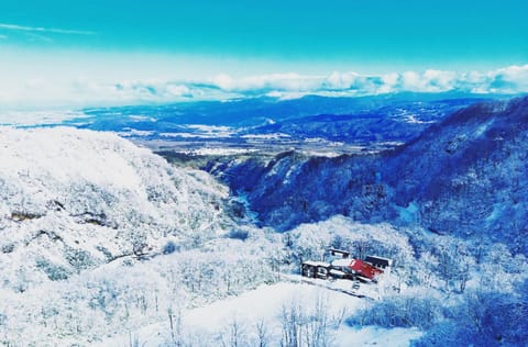 Tsubame Highland Lodge燕ハイランドロッジ Nature lodge in Nagano Prefecture