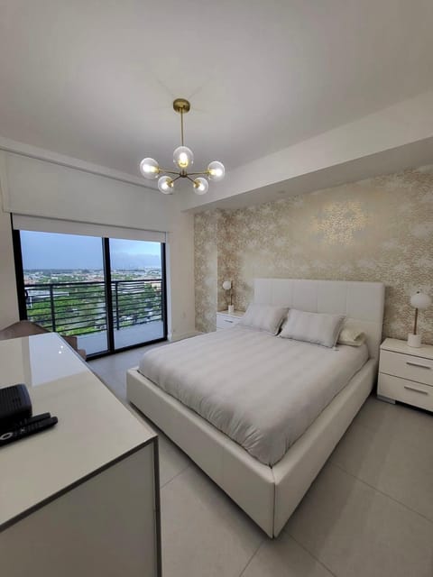 DOWNTOWN DORAL, FLORIDA. NEW CONDO STYLE RESORT. Apartment hotel in Doral
