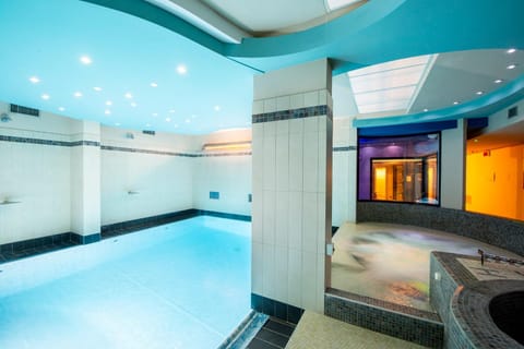 Hot Tub, Spa and wellness centre/facilities, Swimming pool