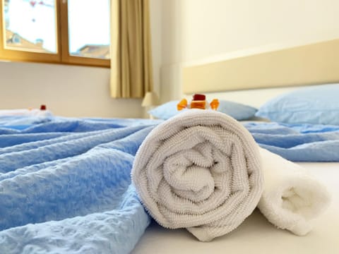 Bed, Decorative detail