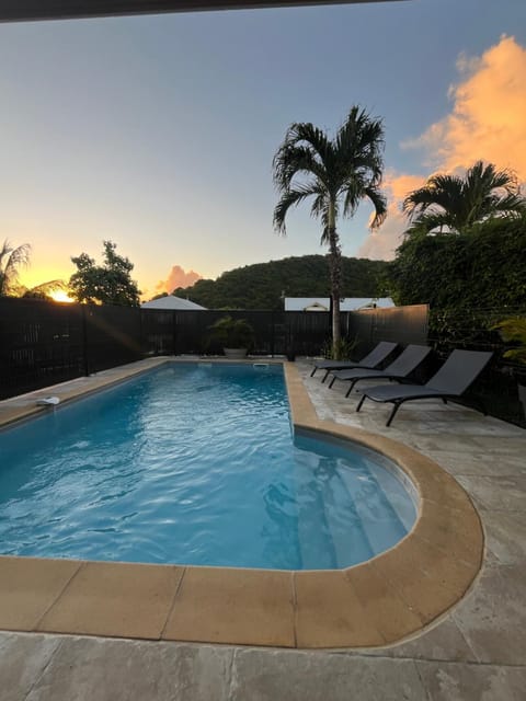 Villa dO, Sainte Anne Piscine et proche Plage Villa in Sainte-Anne