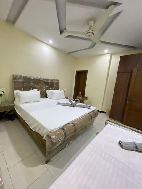 Islamabad Guest House Faisal town Bed and Breakfast in Islamabad