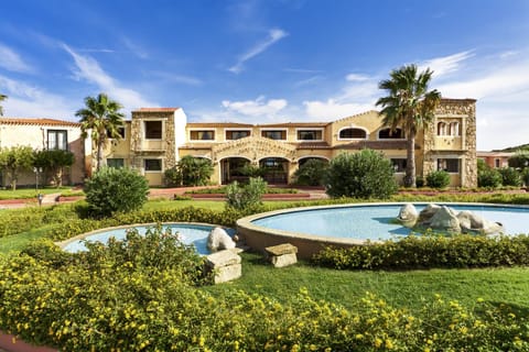 Facade/entrance, Day, Natural landscape, Summer, View (from property/room), On site