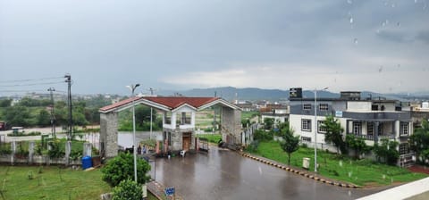 Bird's eye view, Mountain view