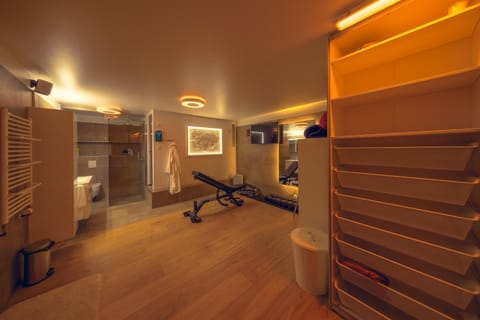 Smart Luxury - Private Gym, Hot Tub & Sauna Eigentumswohnung in Reykjanesbaer