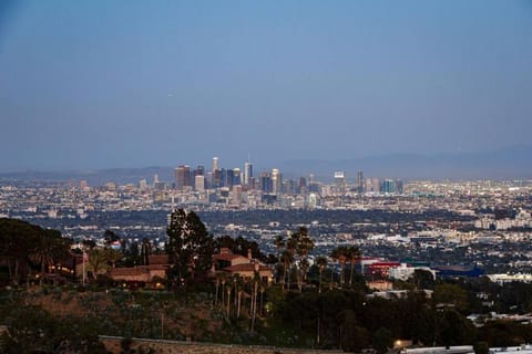 City view, Mountain view