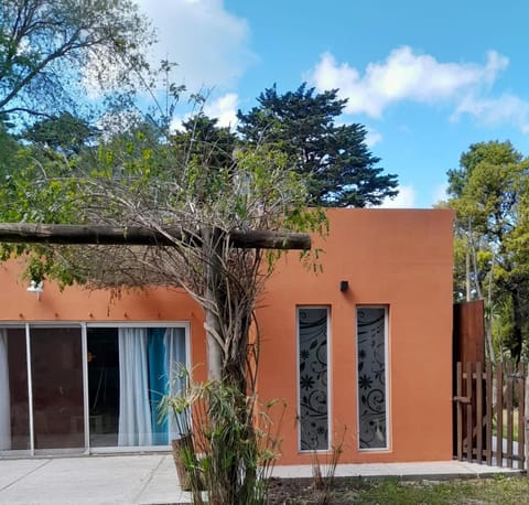 Bosque y mar House in Necochea