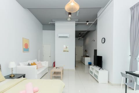 The Maritime Mini-Suite Penang, by HOMEY Condominio in George Town