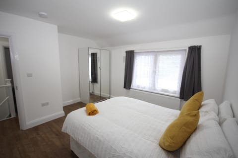 The Heathrow House Apartment in Hounslow