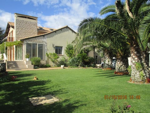 les palmiers Vacation rental in Vias