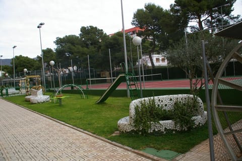 Patio, Garden, Garden view